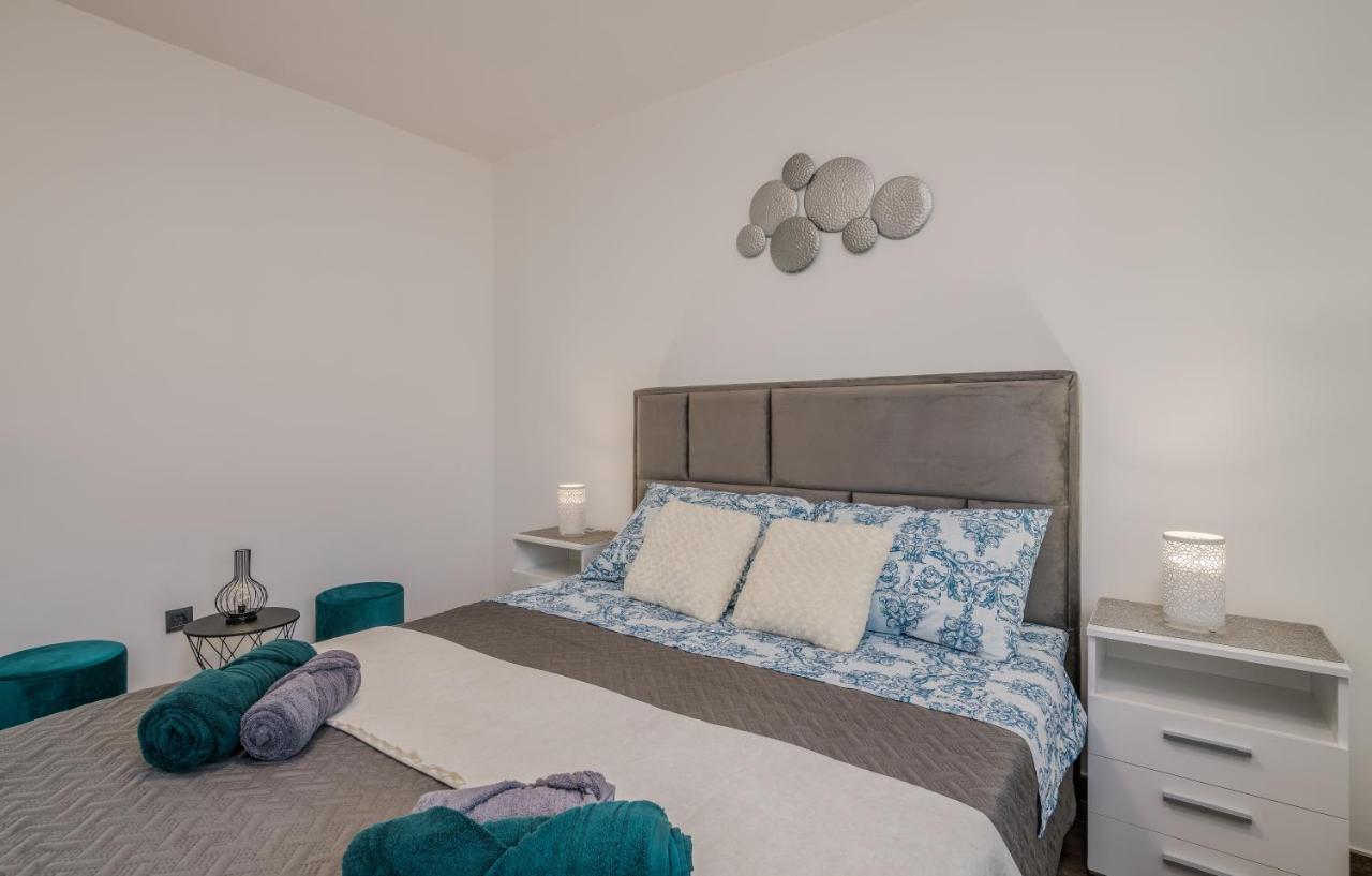 Apartman Luxury Lure Krk Town Exterior foto