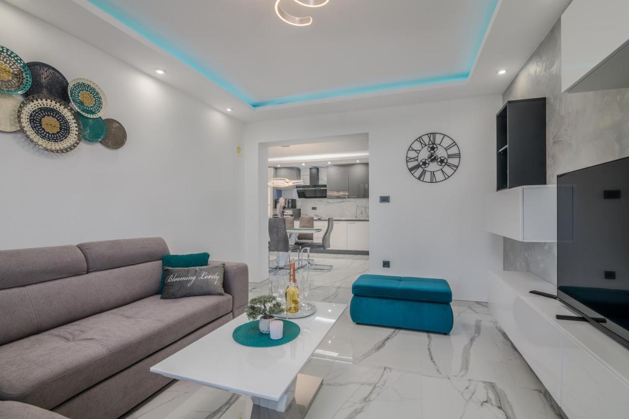 Apartman Luxury Lure Krk Town Exterior foto